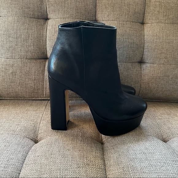 Gioan Roca leather Platforms - Picture 3 of 5